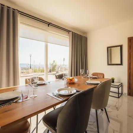 Apartmán Bright With Sea & Valley Views - Bbq