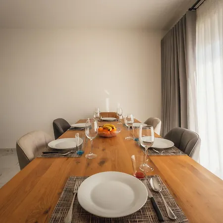 Bright With Sea & Valley Views - Bbq * Fontana