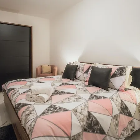 Apartment Bright With Sea & Valley Views - Bbq