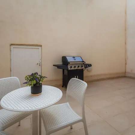 Bright With Sea & Valley Views - Bbq Fontana