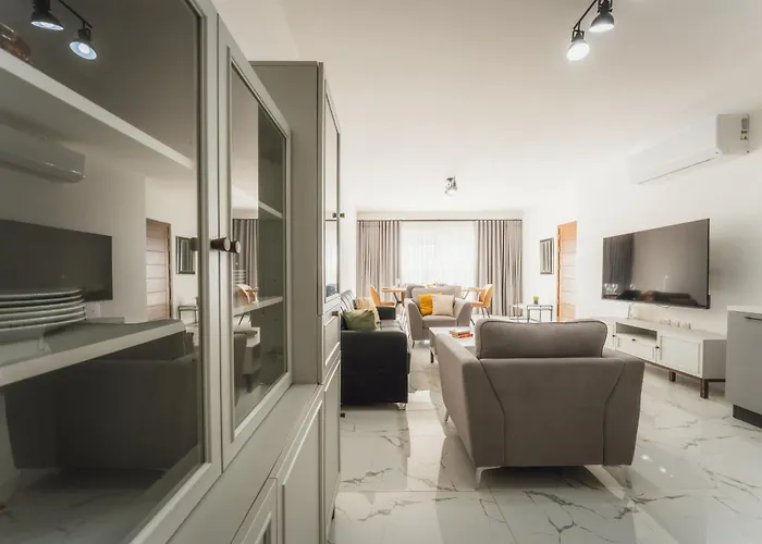 Bright With Sea & Valley Views - Bbq * Fontana