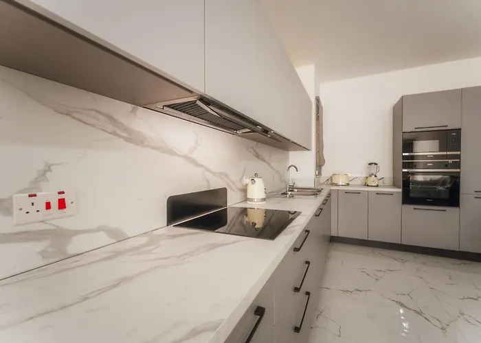 Bright With Sea & Valley Views - Bbq Apartament